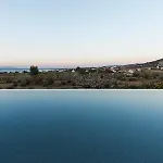 Golden Coast Daphne Private Wadingpool Gem Chrisi Akti (Paros)