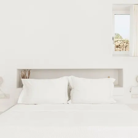 Golden View Villas Paros, Villa Daphne Villa