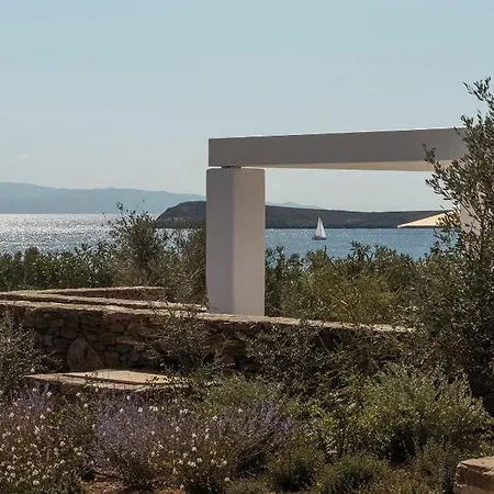 Golden View Paros, Daphne فيلة كريس أكتي