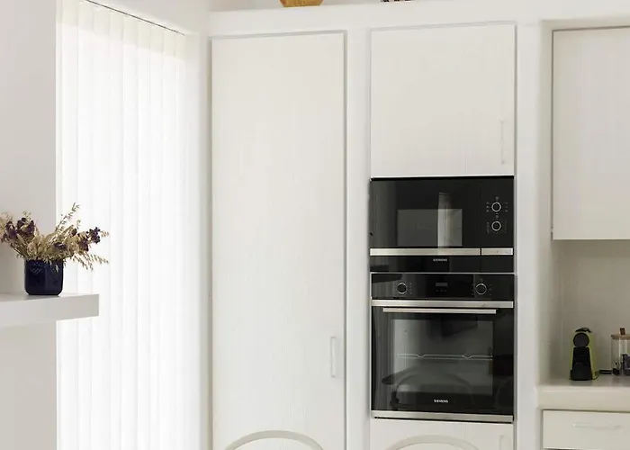 Golden Coast Daphne Private Wadingpool Gem Хриси-Акти